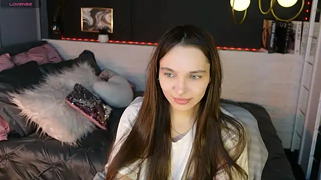 ChloeSunny webcam