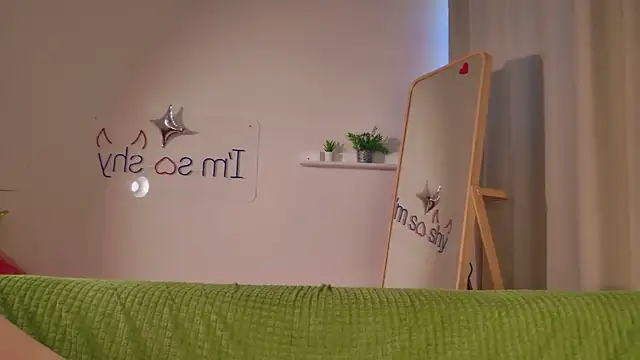 Mikka_Blush live sex cam