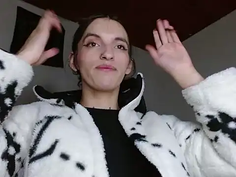 Scarlett_crastrawberry webcam