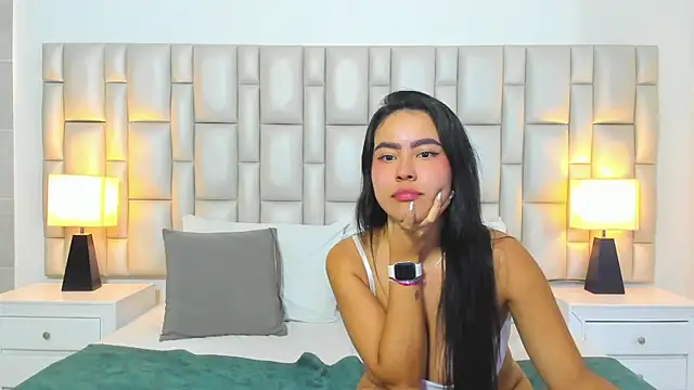 paola_katy_dicks
