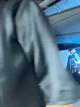 NaughtyNinnaXXX webcam