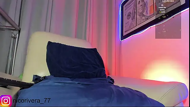 nico_rivera webcam