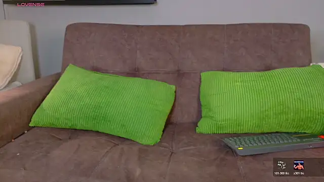 MeganEvanss__ webcam