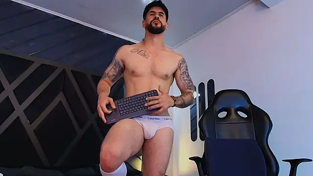 Petesevans live sex cam