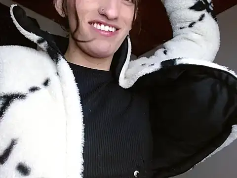 Scarlett_crastrawberry webcam