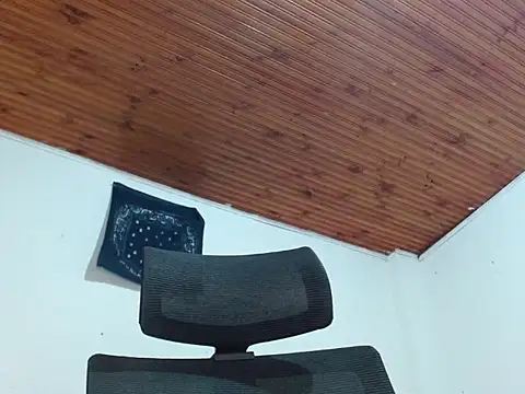 Scarlett_crastrawberry webcam