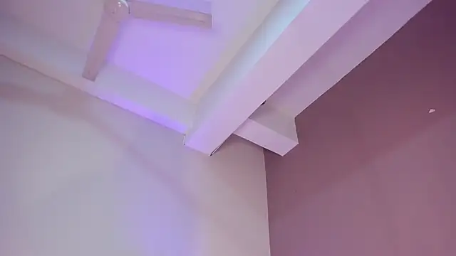 Zamira_Taylor webcam