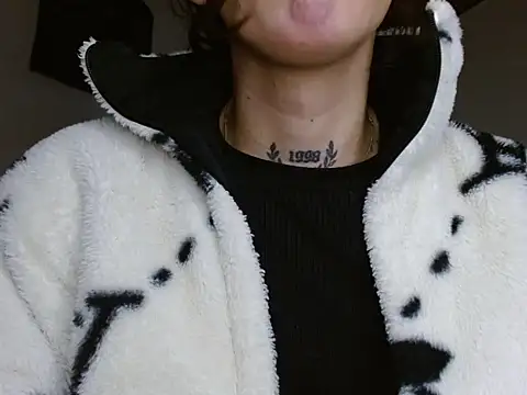 Scarlett_crastrawberry webcam