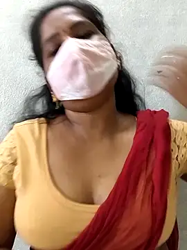 MaaliiiPonuTamil webcam