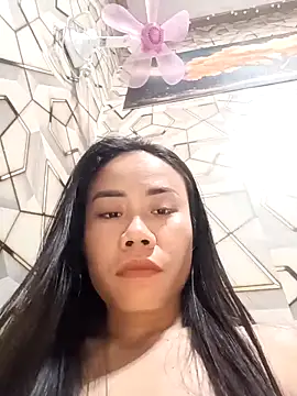 Webcam Model (Hotsquirter_10)  is live.Free join now!