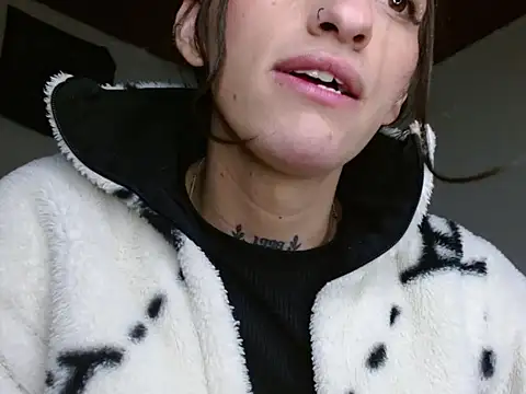 Scarlett_crastrawberry webcam