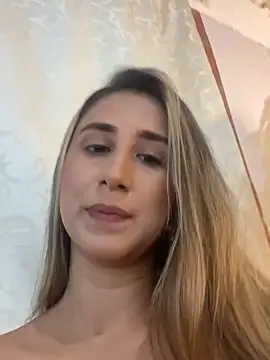 VictoriaWhitmore webcam