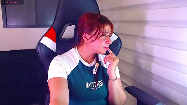 vannessa__shy - Vannessa__Shy's free webcam - UK Sex Cams