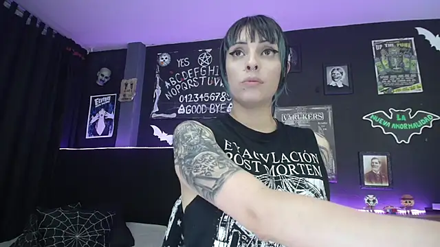 Goddess_Mortem webcam