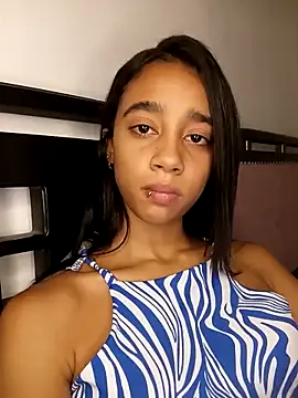 Zoe_Sweett18 webcam