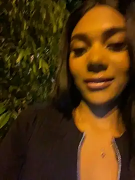 Webcam Model (Savannahfisher)  is live.Free join now!