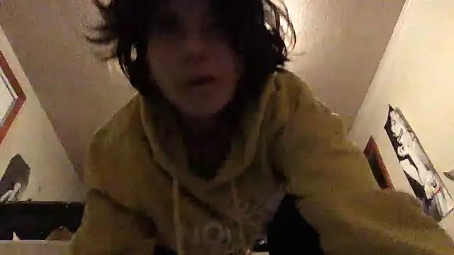 Girlnextdoor242 webcam