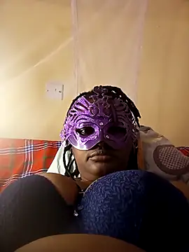 TheShadowqueen webcam