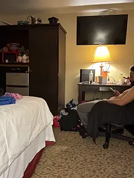 Ghoulsnooze_19 webcam