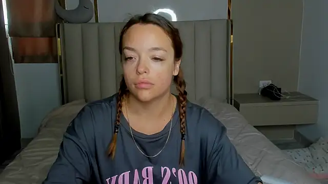 stellaa_quenn webcam