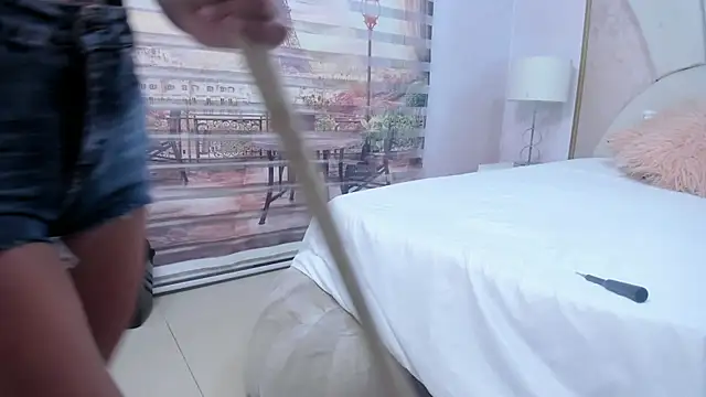 emilynaughty__ webcam