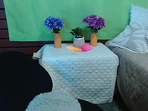 _Alexandra_Jones webcam