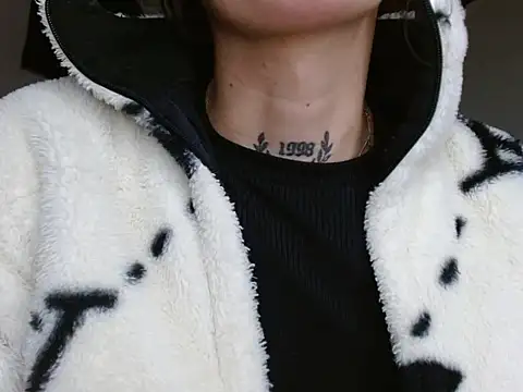 Scarlett_crastrawberry webcam