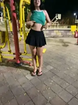 Petite_Artemis webcam