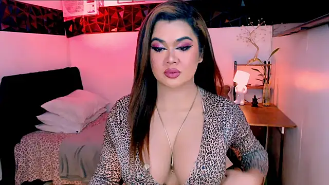 asiankatyhuge webcam