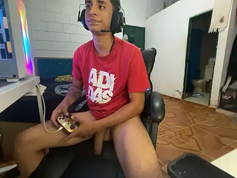 Max_TheHorseDick webcam