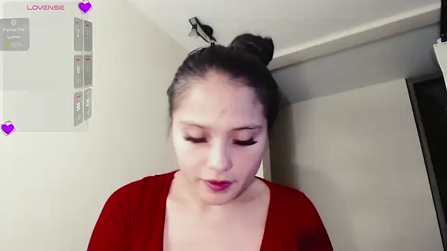 Agatha_Dubois4_ webcam