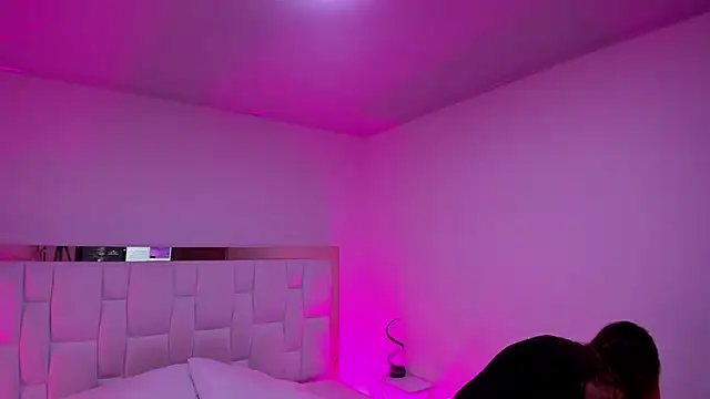 AliciaWhite_nt webcam