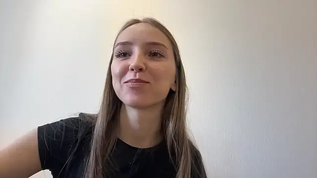 TanjaBrounson webcam