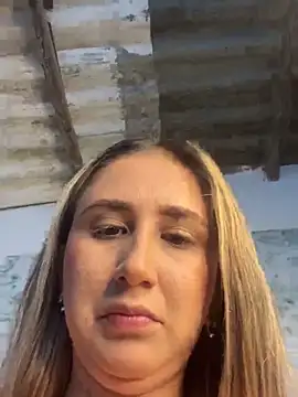 VictoriaWhitmore webcam