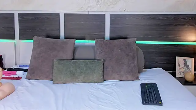 Natalia_Cruzz live sex cam