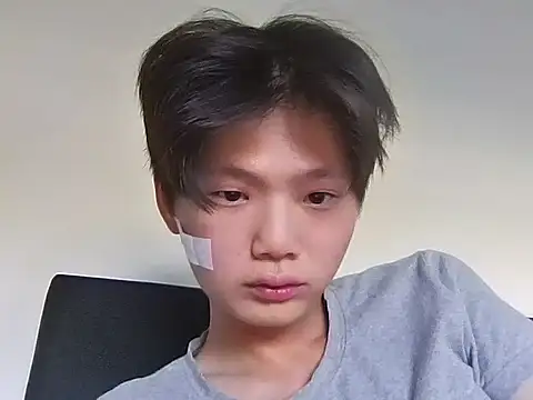 sweetiepuppy421 webcam