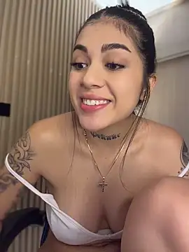 Sarasanders_4's live cam