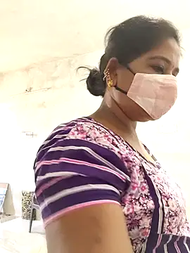 MaaliiiPonuTamil webcam