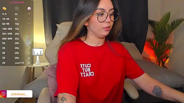 dakottaa_ - Dakottaa_'s free webcam - UK Sex Cams