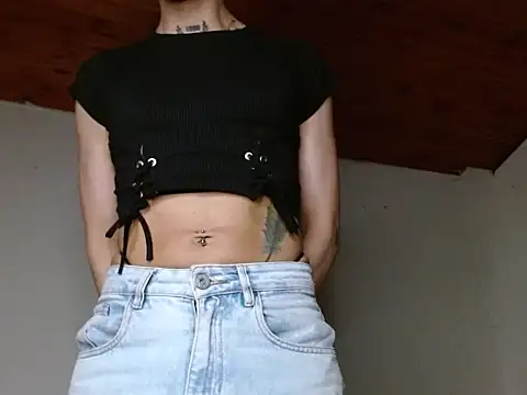 Scarlett_crastrawberry webcam