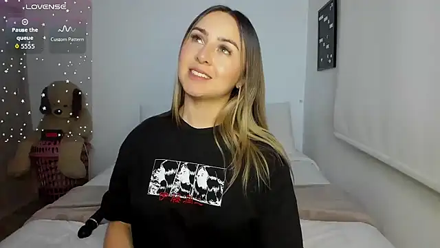 sophie_morenoo webcam