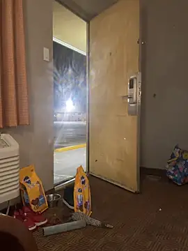 Stressreliever82 webcam