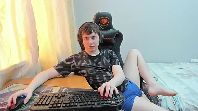 iliaskrislove webcam