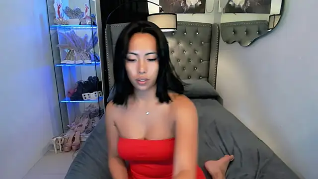 reighnempress webcam