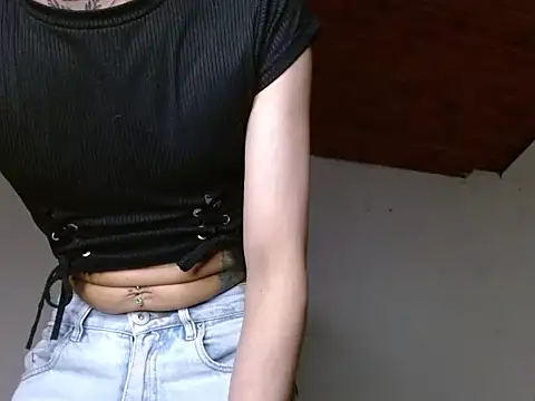 Scarlett_crastrawberry webcam