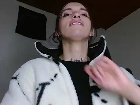 Scarlett_crastrawberry webcam