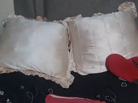 ScarlettNoire webcam