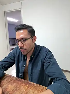 AdrianGarcia89 webcam