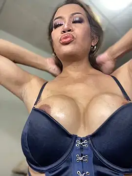 HugeKatarinaTS webcam