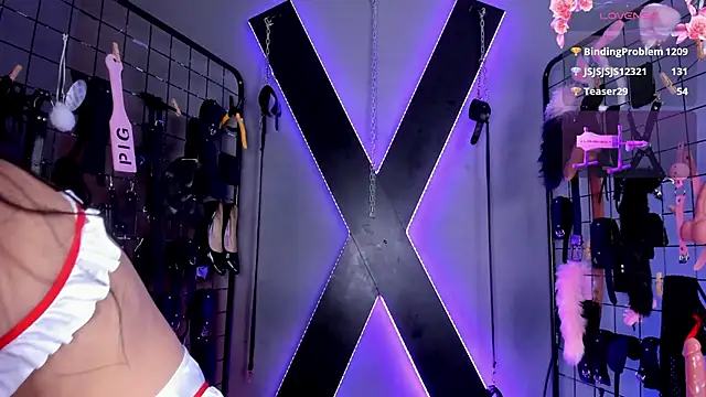 Cinthia_Iris_BDSM webcam